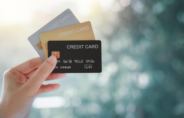 Specific Advantages for Using Credit Card to Finance Purchases